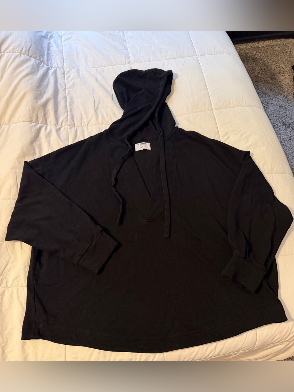 Old Navy Black V-Neck Hooded Pullover Sweatshirt